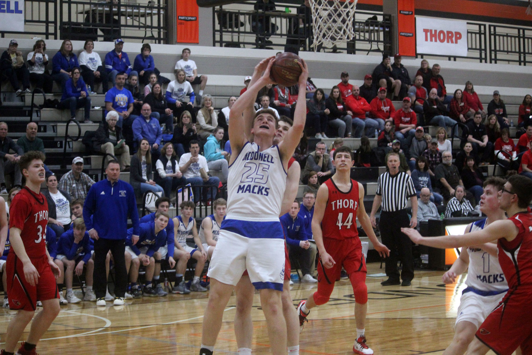 McDonell vs Thorp boys basketball at Osseo 3-12-20